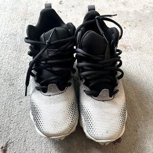 Size 1.5 boys football cleats